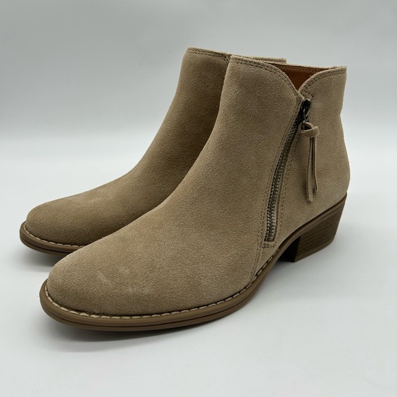 White Mountain Taupe Suede Ankle Boots | Size 7.5 NIB | Side Zip Block Heel - Picture 5 of 13